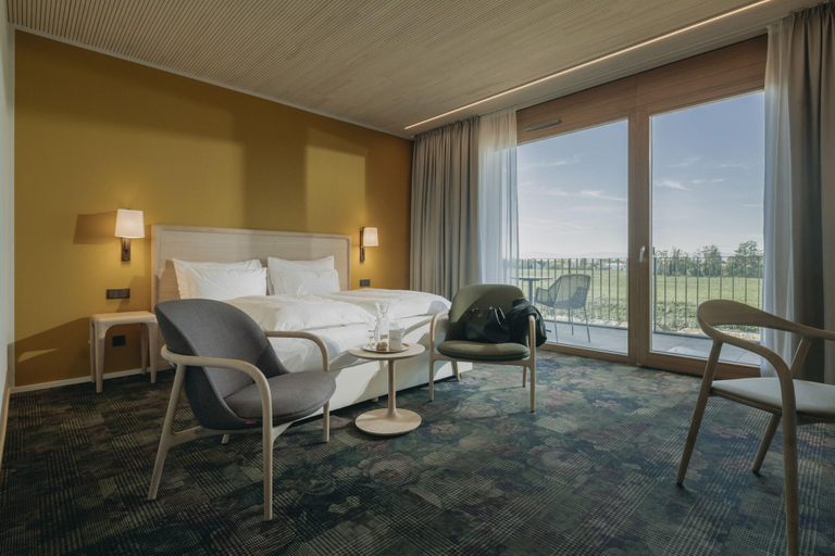 Bedroom 4, Landhotel Bohrerhof, Breisgau-Hochschwarzwald
