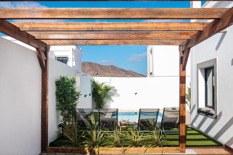 Exterior view 2, Villa palmera jacuzzi, Las Palmas