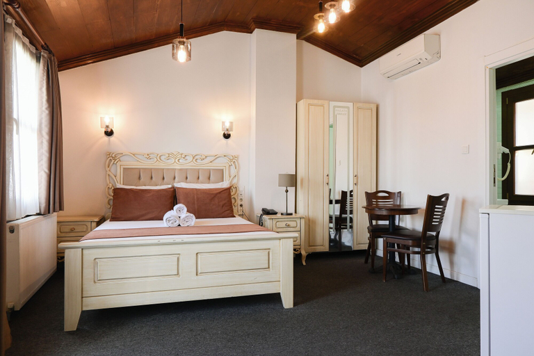 Bedroom 3, Galata Dream Hotel, Beyoğlu