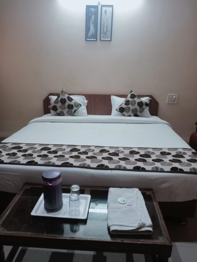 Bedroom 3, Goroomgo Mourya Inn Madhya pradesh , Harda