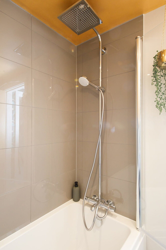 Bathroom 4, Luxury Penthouse Super King Bed 5 min to Beach, West Sussex
