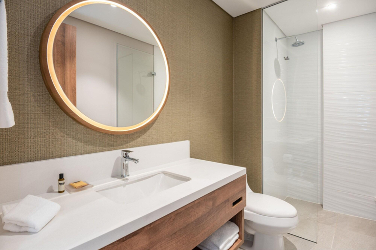 Bathroom 4, Fairfield By Marriott Medellin Sabaneta, Envigado