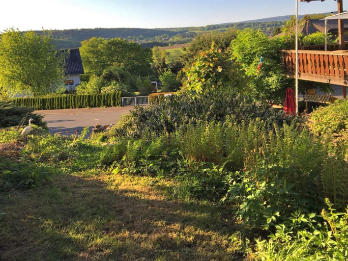 Exterior & Views 5, Apartment in Ellar with garden, Limburg-Weilburg