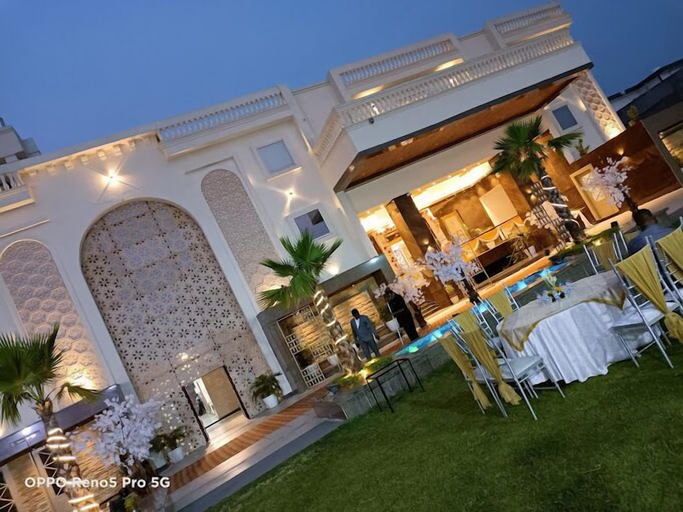 Exterior & Views, Jb innovations, Lucknow