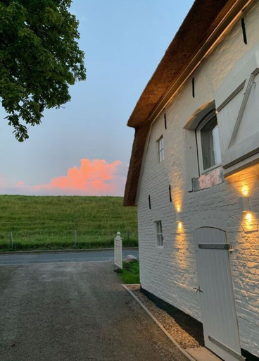Exterior 2, Hygge-huus-burhave Comfortable Holiday Residence, Wesermarsch