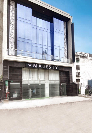 Exterior & Views 2, The Majesty Hotel, Delhi