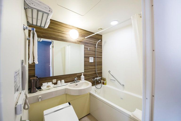 Bathroom 4, Hotel Port Plaza Chiba, Chiba
