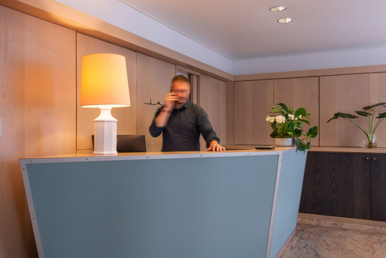 Public Area 2, Pacific Hotel Fondary, Paris
