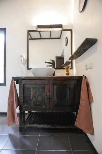 Bedroom 3, Cabin 2, Malang