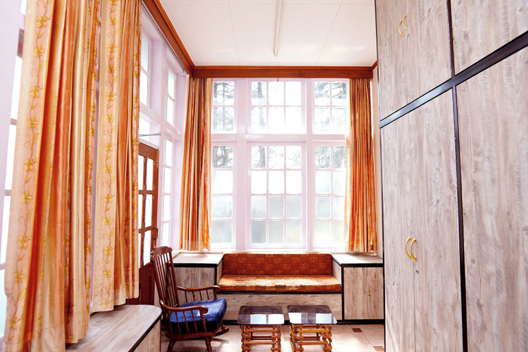 Others 5, The Edgeworth, Shimla