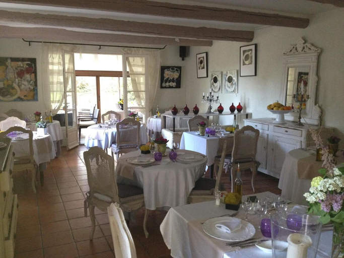 Food & Drinks 4, Le Mas des Carassins, Bouches-du-Rhône