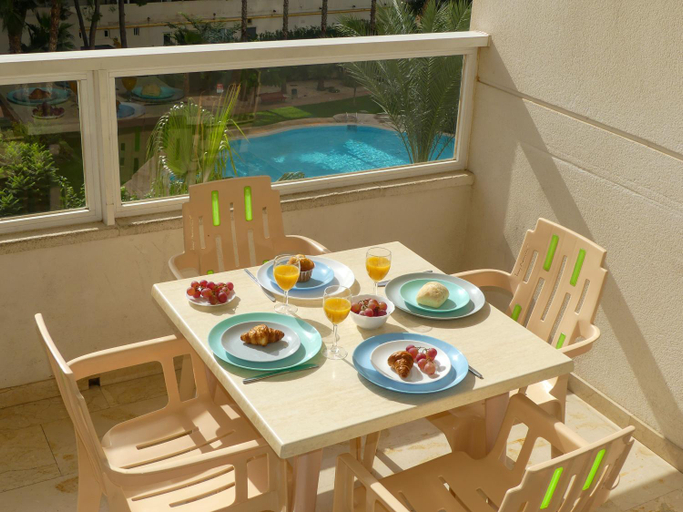 Food & Drinks 3, Gemelos 22 Resort Apartment 2-15-B Levante Beach, Alicante