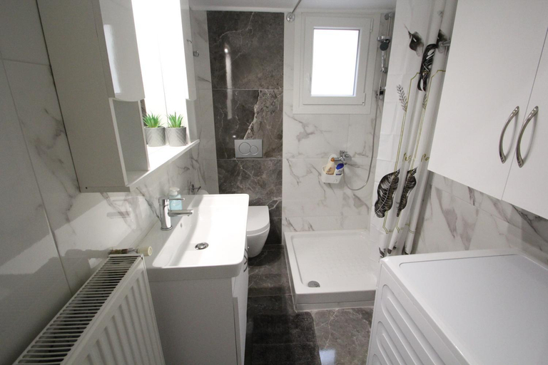 Bathroom 3, Bratis House Athens, Attica