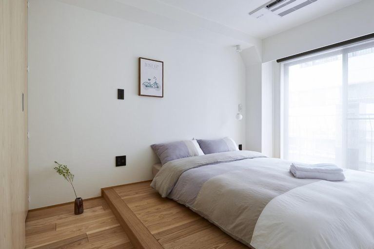 Bedroom 2, Only Cool Stay, Minato