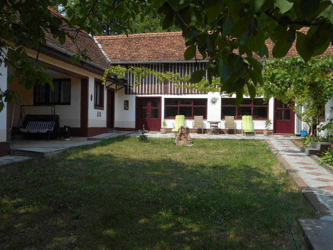 Others 5, Casa Dragoi din Socolari, 218, Caras - Severin, Ciclova Romana