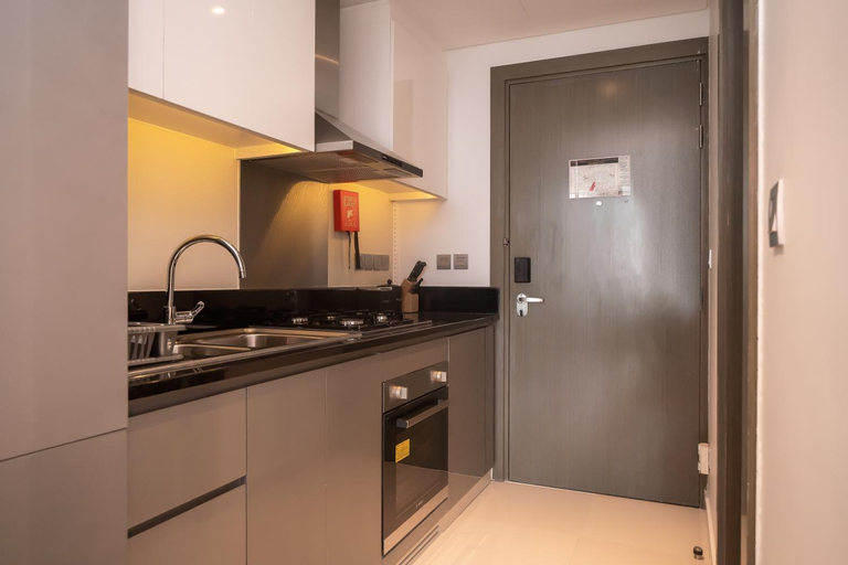 Others 5, Luton Vacation Homes - Damac Maison Prive Studio, Canal View, Dubai - 16AB03, Dubai