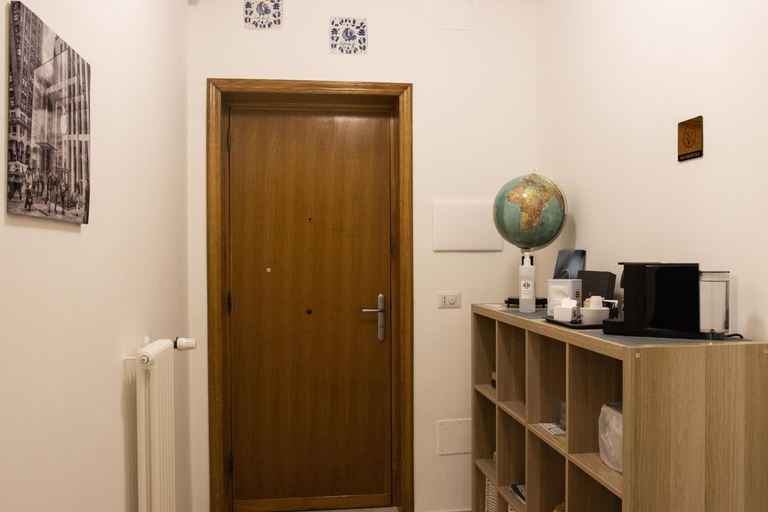 Others 4, B&B Colonna - Mole Sua Stat, Bari