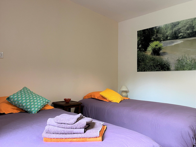 Bedroom 3, Chambres d'hôtes La Cardonnié, Tarn