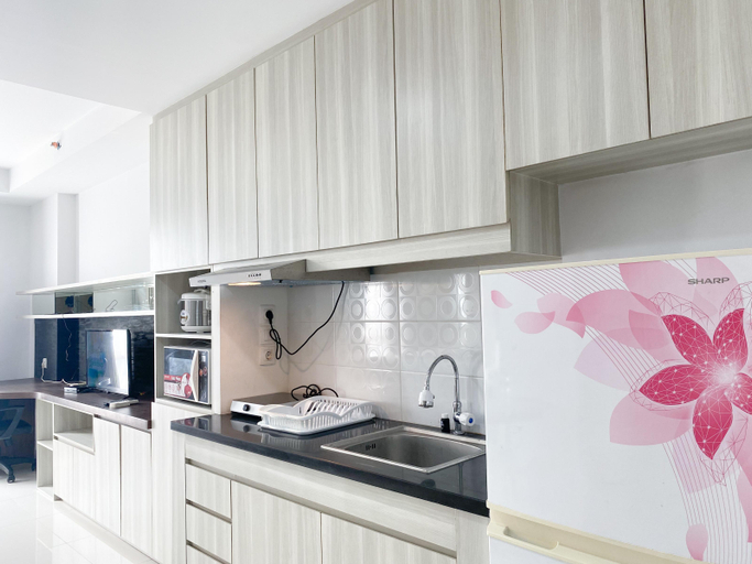 Others 4, Spacious and Comfort Studio Apartment at Azalea Suites By Travelio, Cikarang