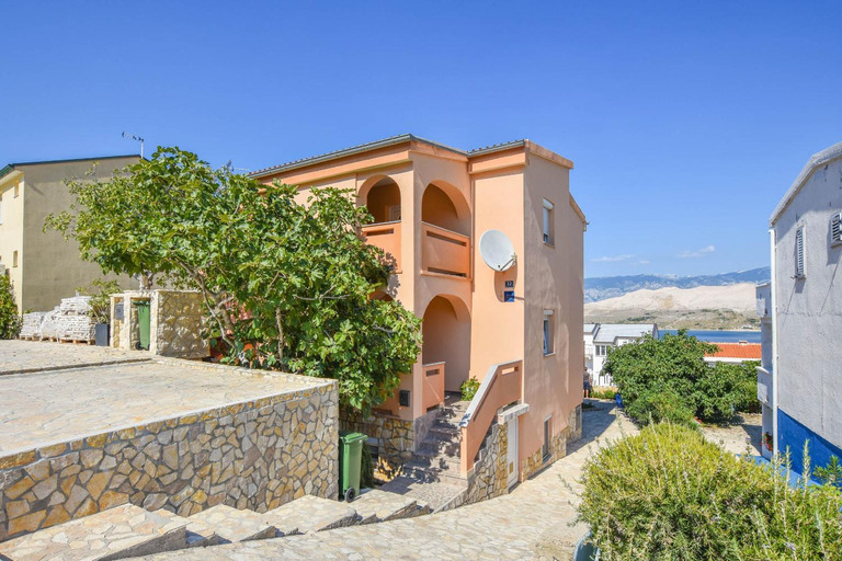 Exterior view, Apartments Clair, Pag