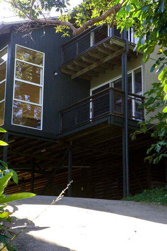 Billa Villa, Redland Bal