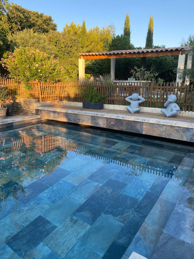 Others 4, Domaine Hestia, Vaucluse