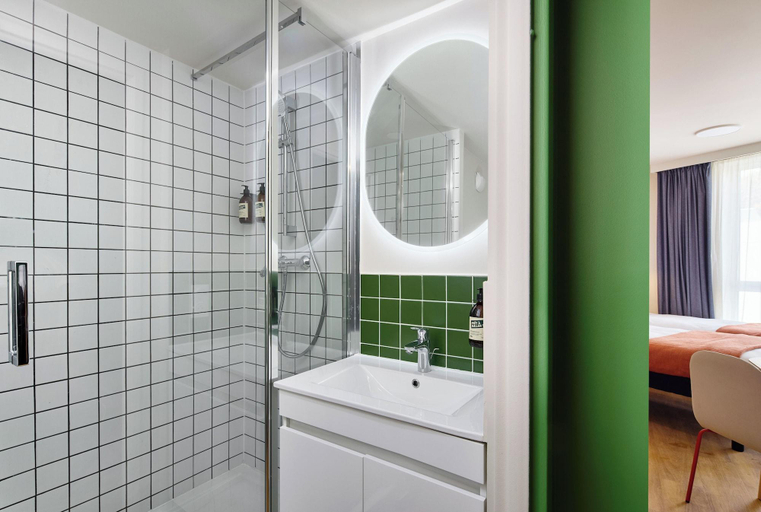 Bathroom 4, HIFE Paris Issy Porte de Versailles