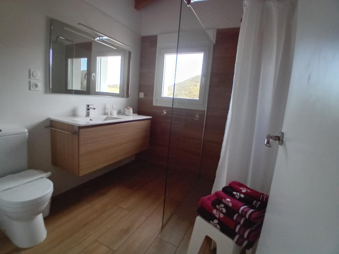 Bathroom 2, ATALOZTI Maison d'hotes ST JEAN PIED DE PORT, Pyrénées-Atlantiques