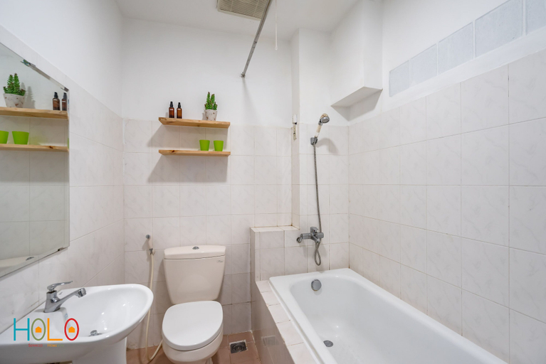 Bathroom 4, HoLo Fairy House Saigon Serviced HomeStay, District 1