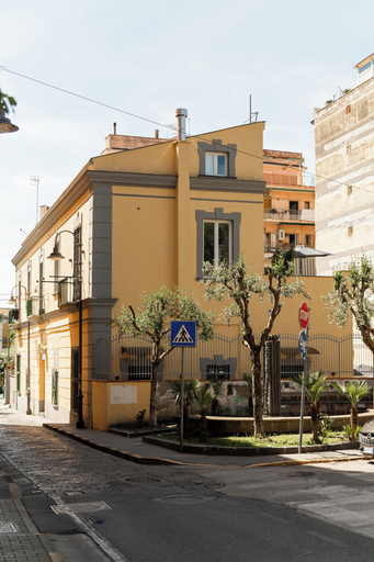 Exterior & Views 2, DOMUS XENIA, Napoli