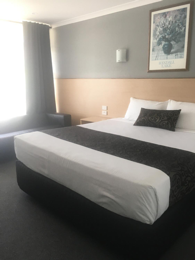Bedroom 3, The Sands Motel Adelaide, Adelaide