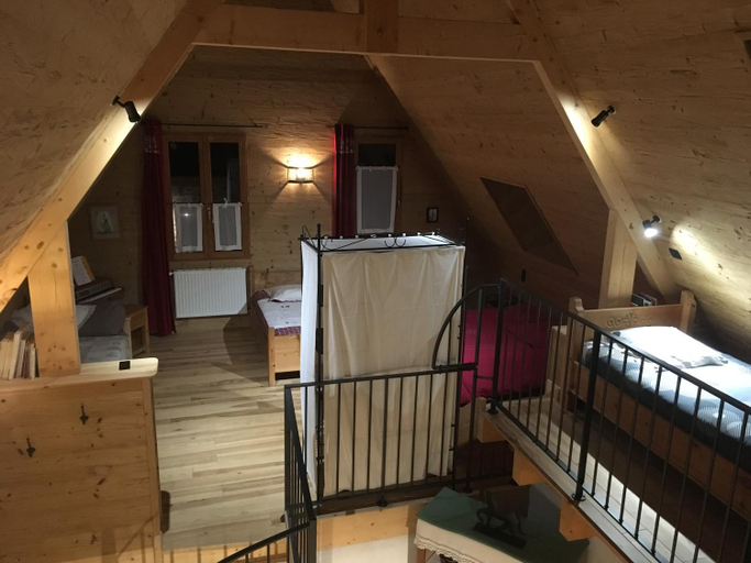 Others 5, La cavaliera, Cantal