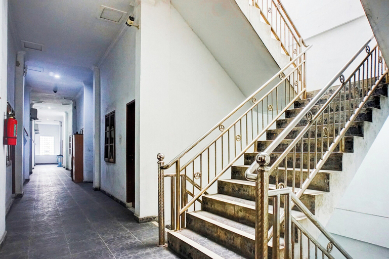 Others 5, Super OYO Resident- K Syariah, Medan