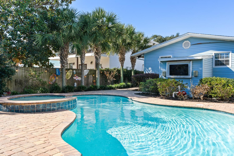 Sport & Beauty 2, Zula Life Beach House, Sleeps 16, Private Heated Pool and Spa, 4min Walk To The Beach, Pets Welcome,, Okaloosa