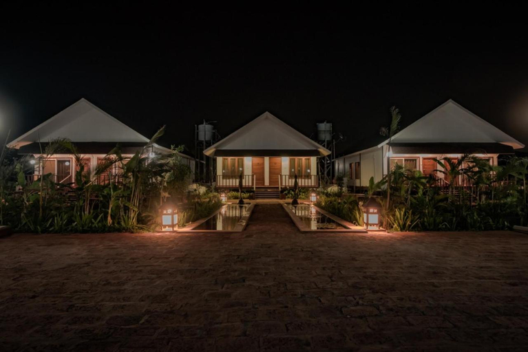 Others 5, Exotica By The Sea, Raigarh
