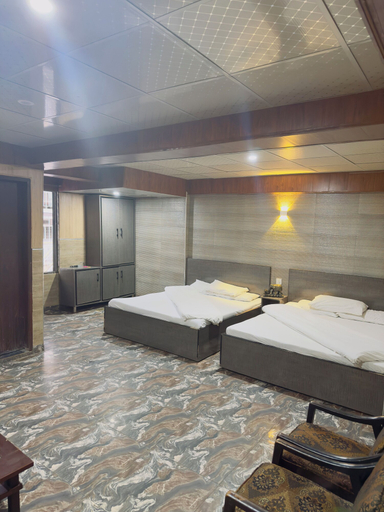 Bedroom 3, Butt Tourist Inn, Rawalpindi