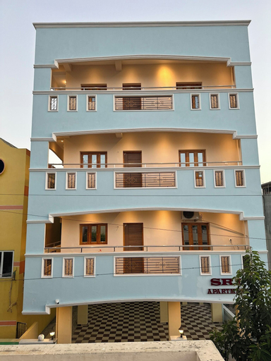 Exterior & Views 19