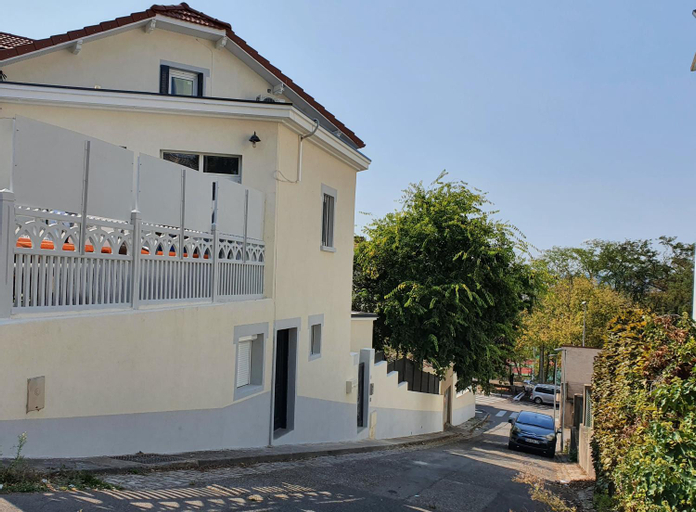Exterior & Views 5, Stop Chez M Select Street # Qualite # Confort # Simplicite, Rhône