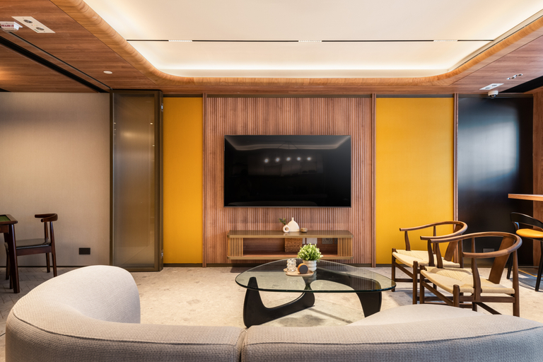 Public Area 3, Dash Living on Queen's, Hong Kong Island