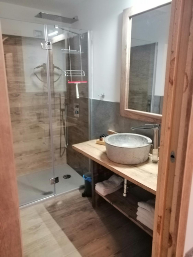 Bathroom 2, FIOCCO DI NEVE, Brescia