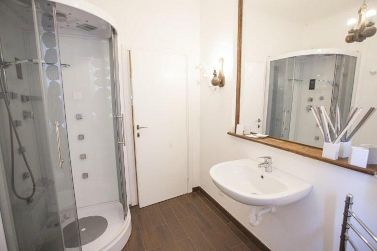 Bathroom 3, Villa Sibilla - Goelba, Livorno