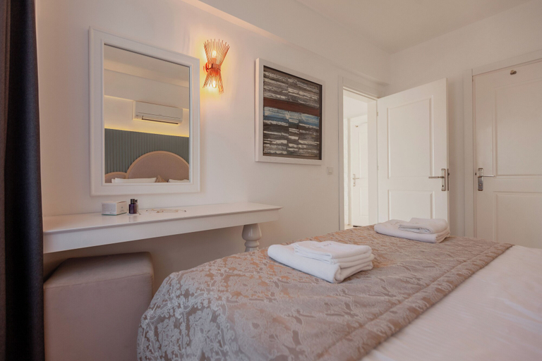 Bedroom 3, Kalkan Suites Hotel, Kaş