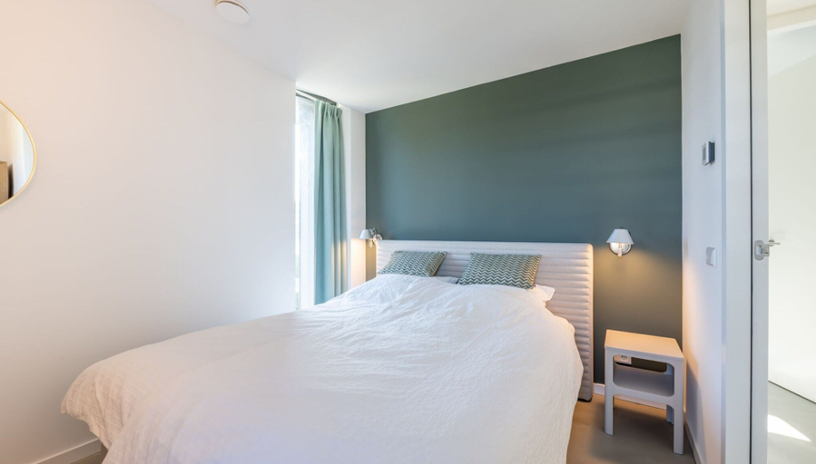Room 3, Holiday Home Near Veerse Meer With Garden, Noord-Beveland