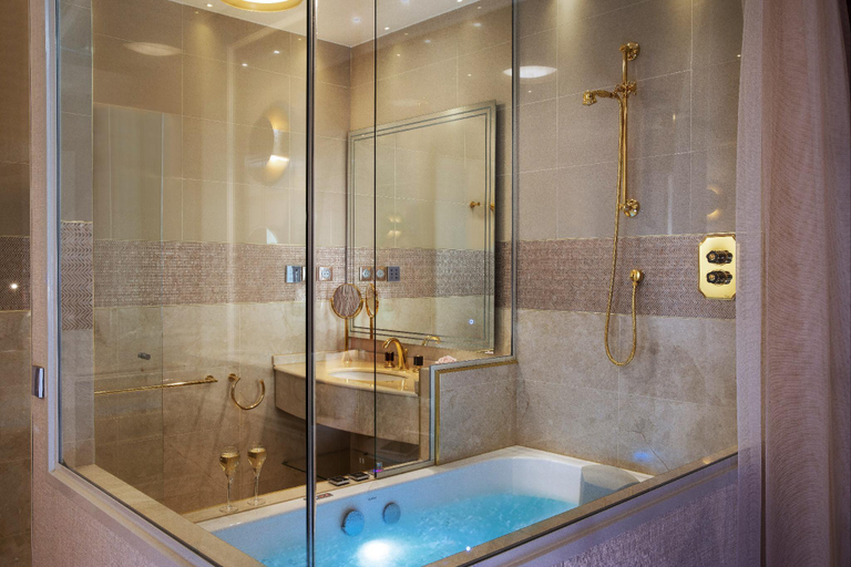 Bathroom 5, Paris J'Adore Hotel & Spa, Paris