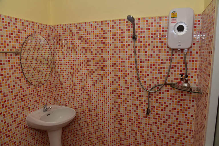 Bathroom, Sermsuk Boutique Resort, Pran Buri