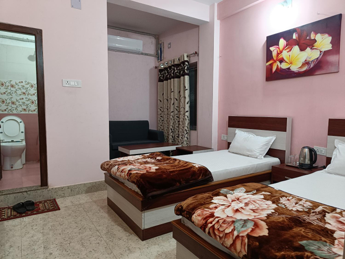 Bedroom 2, Hotel Vrindavan Palace, Janakpur