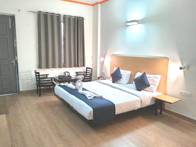 Bedroom 5, hotel noida express, Gautam Buddha Nagar