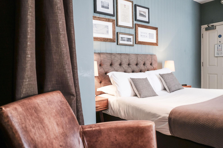 Exterior & Views 2, The White Star Tavern, Southampton