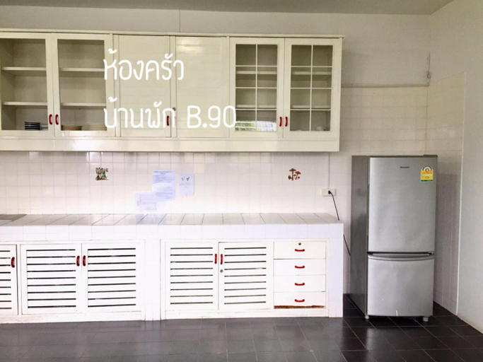 Kitchen 5, Baan Rug Nam Sai, Klaeng