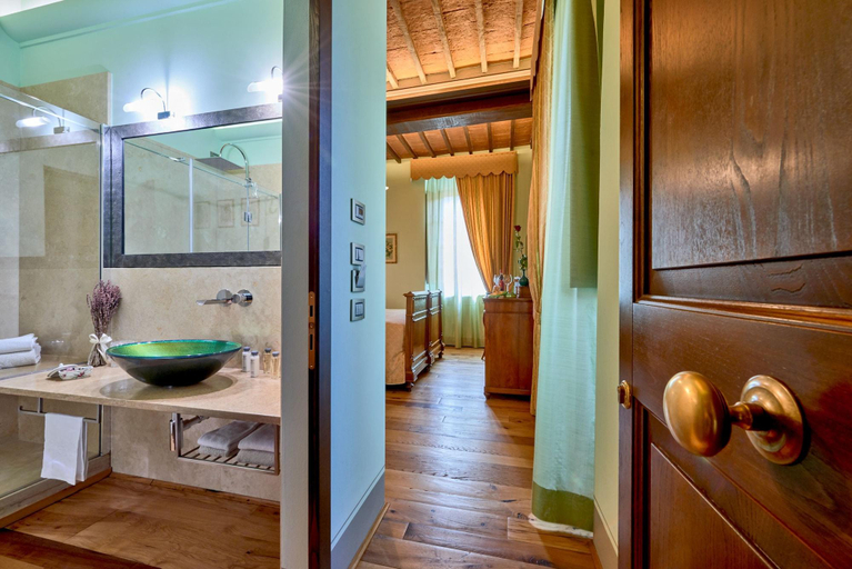Bathroom 4, Il Tosco, Siena
